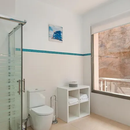 Monte Leon Deluxe Monte Leon, Gran Canaria Luxurious Seclusion Private Heatable Pool Stunning Mountain Views Sleeps Up To 12 Guests Βίλα Λας Πάλμας ντε Γκραν Κανάρια