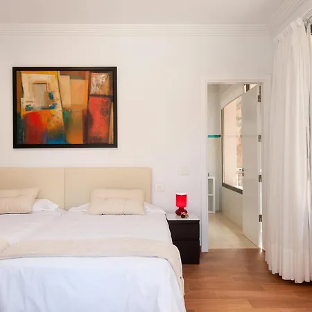 Monte Leon Deluxe Monte Leon, Gran Canaria Luxurious Seclusion Private Heatable Pool Stunning Mountain Views Sleeps Up To 12 Guests