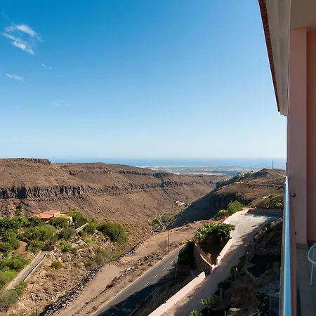 Monte Leon Deluxe Monte Leon, Gran Canaria Luxurious Seclusion Private Heatable Pool Stunning Mountain Views Sleeps Up To 12 Guests *