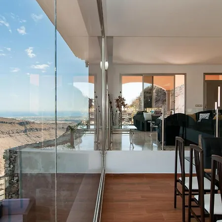 Villa Monte Leon Deluxe Monte Leon, Gran Canaria Luxurious Seclusion Private Heatable Pool Stunning Mountain Views Sleeps Up To 12 Guests
